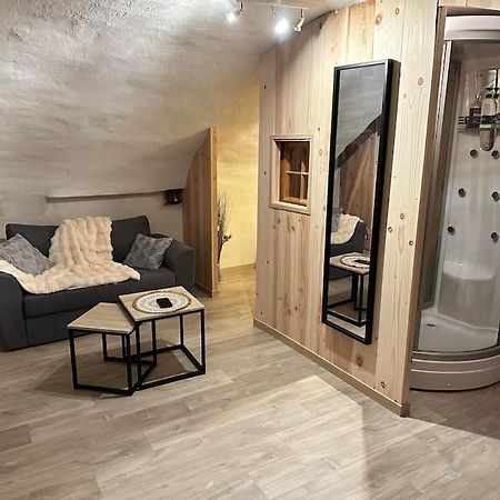 Nuit Romantique Avec Spa Privatif Meilhaud エクステリア 写真